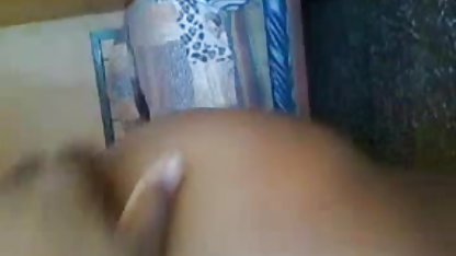 सुनहरे बालों वाली के साथ मूवी सेक्सी फिल्म वीडियो में एक परीक्षण पॉप masturbates उपहार