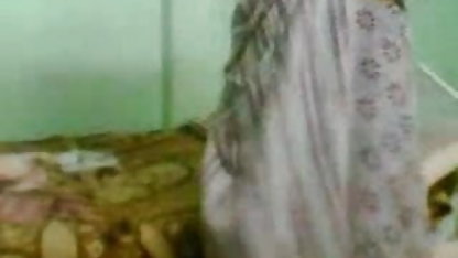 सेक्स के साथ एक न्यू हिंदी सेक्सी मूवी अजनबी