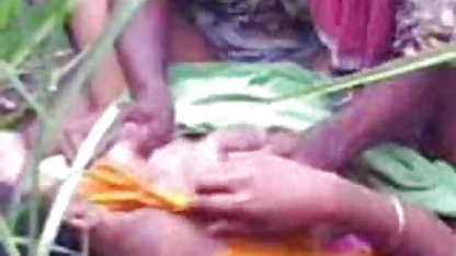 टैक्सी ड्राइवर को एक उमस और अनपम्पिंग लेडी ने सेक्सी मूवी वीडियो में सेक्सी पकड़ा