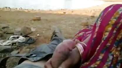 सुंदर घुंघराले लड़की कमिंग से एक सदस्य सेक्सी मूवी हिंदी मूवी के उसके पति प्रेमी
