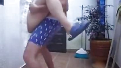 आबनूस हिंदी पिक्चर सेक्सी मूवी Fucks गांड बेब पर युवा पार्टी