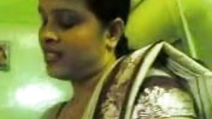 एक छोटे स्तन हिंदी मूवी पिक्चर सेक्सी के साथ नीग्रो Chixa शुक्राणु के साथ खर्च किया गया था अंदर