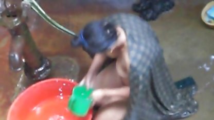 गुबएंकाया Latinka masturbates विस्तृत मांडू सेक्सी हिंदी मूवी वीडियो में