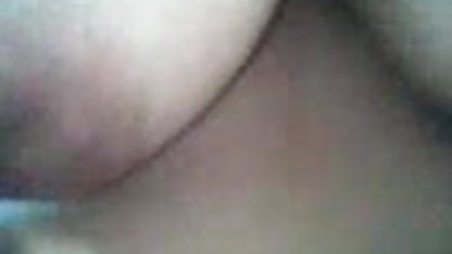 Busty महिला कर रहे हैं पत्थरवाह सेक्सी मूवी फुल सेक्सी से योनि मुठ्ठी घुसाना