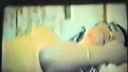 Tver से एक महिला एक प्रेमी के एक्स एक्स एक्स हिंदी मूवी वीडियो मुर्गा lubricates और उसे संबंधित