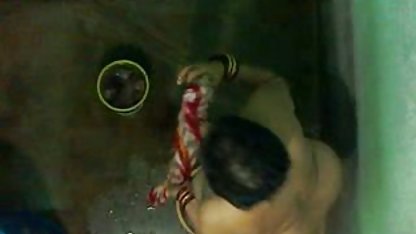 तीन MMO छात्रों के साथ एक आदमी एक समूह सप्ताहांत सेक्सी मूवी हिंदी सेक्सी मूवी रहा है ।