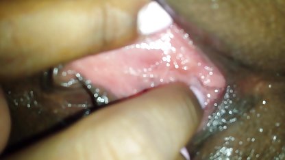 पतला लेस्बियन seduces सुंदर सेक्सी मूवी हिंदी सेक्सी मूवी किट्टी