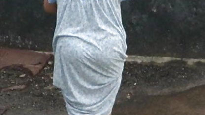 काले बाल सेक्सी हिंदी मूवी में वाली masturbates खुद चूत में के पूल