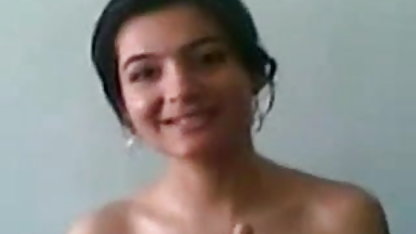 सुंदर किशोरी चमकता है पर के इंटरनेट स्तन ऑनलाइन सेक्सी एचडी हिंदी मूवी