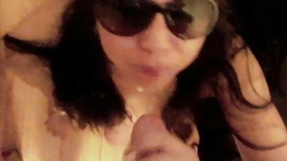 आदमी के साथ बड़े सेक्सी सेक्सी हिंदी मूवी डिक fucks एक युवा गुड़िया और कमिंग पर के चेहरा